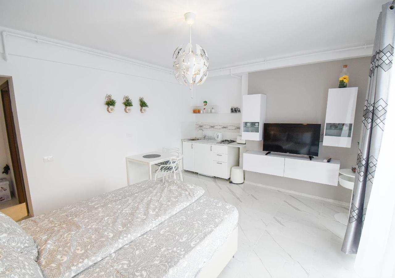 Sea View Studio - Mamaia Nord 2 Appartement Năvodari Buitenkant foto