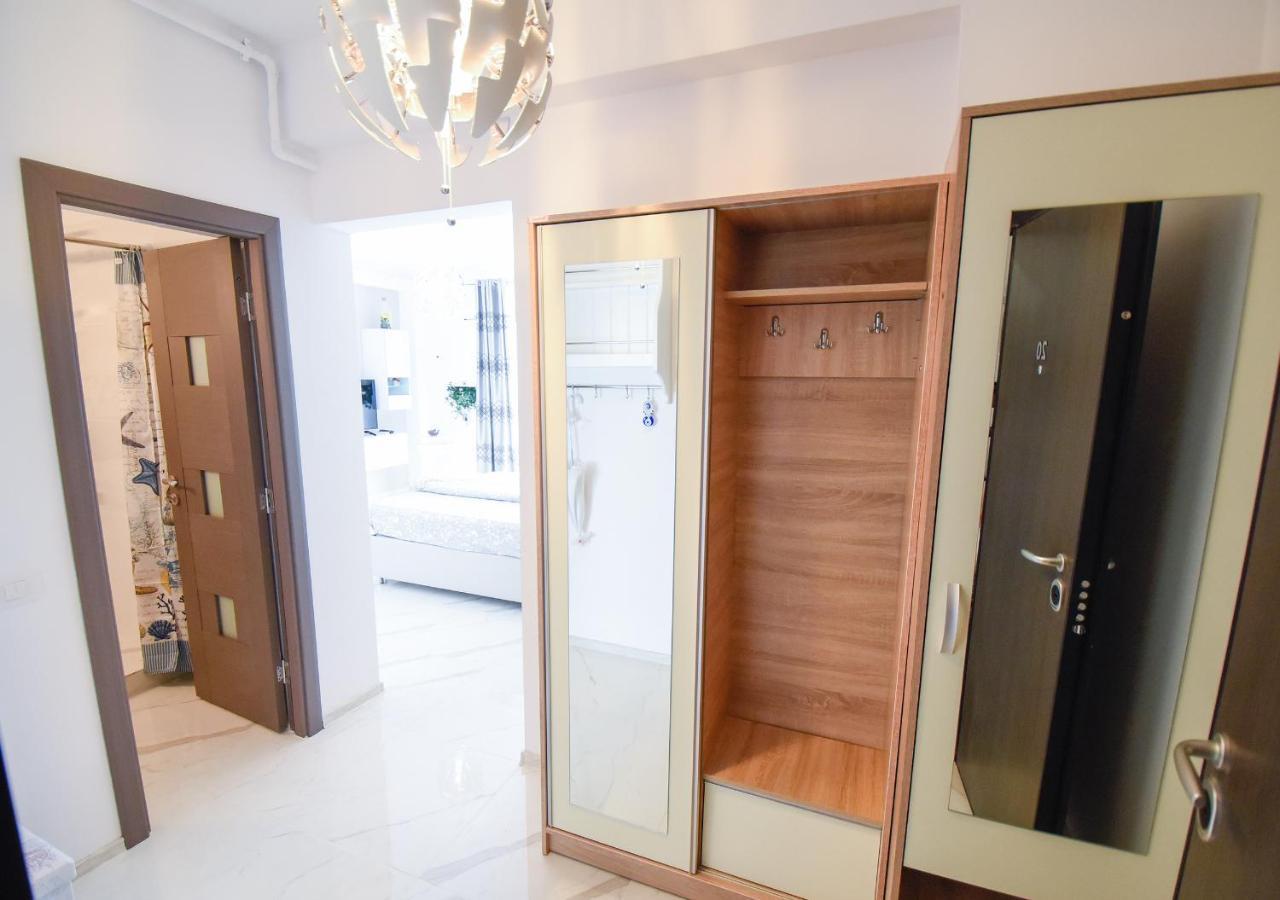 Sea View Studio - Mamaia Nord 2 Appartement Năvodari Buitenkant foto